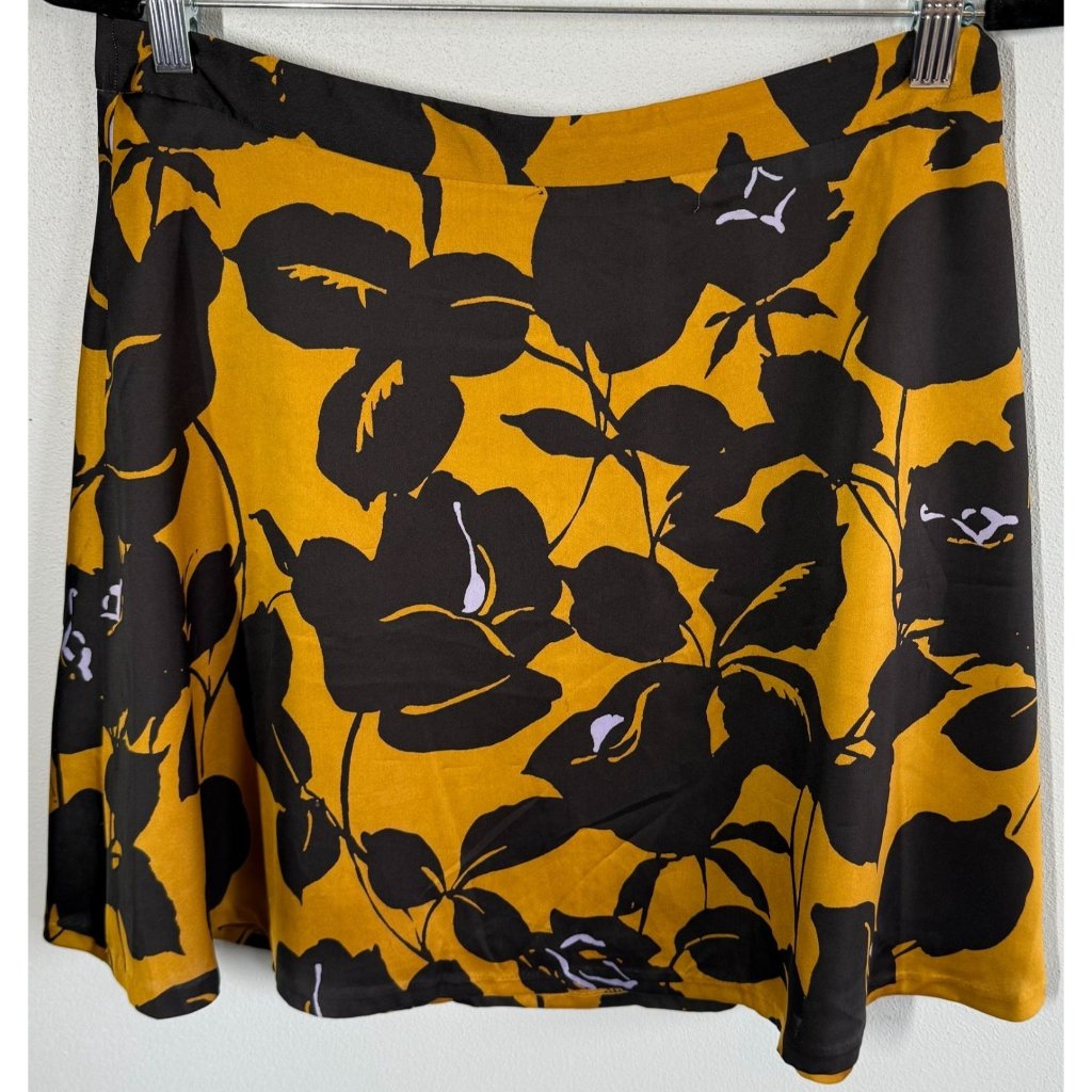 The Limited Yellow Gold Black Floral Mini Skirt Size 4 Lined Zip Closure A-Line